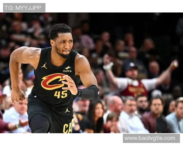 米切尔状态飙升，第三节独揽13分占全队一半