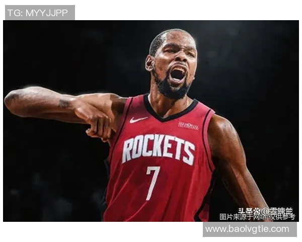 杜兰特：史密斯撑了下来，他带着自信坚持出手